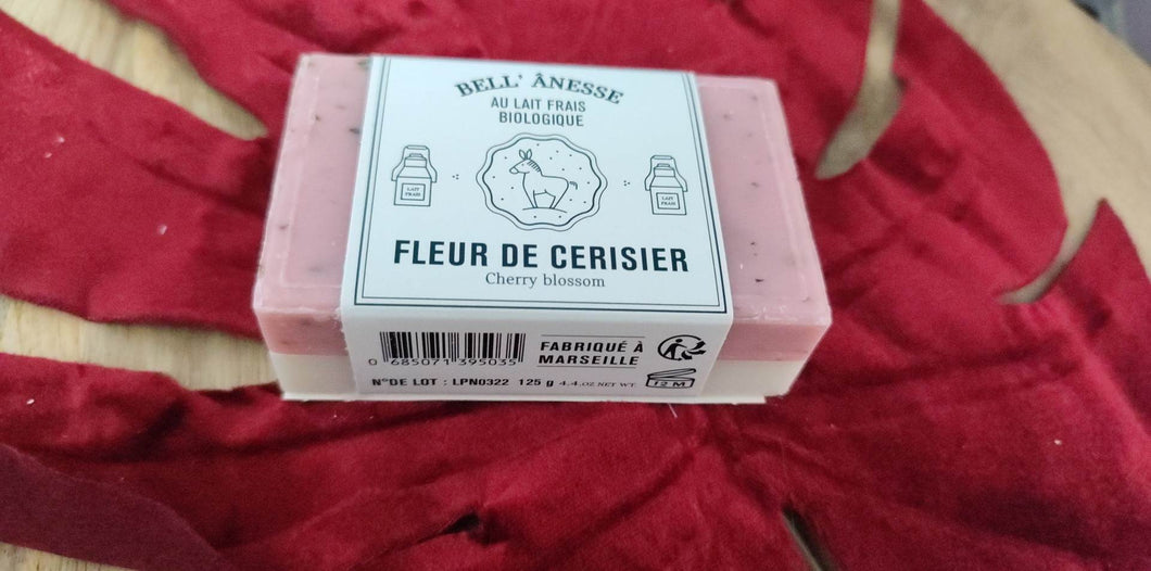 SAVON AU LAIT D’ANESSE FLEUR DE CERISIER